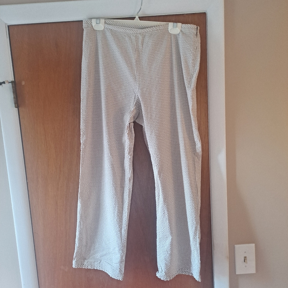 Stretch capris